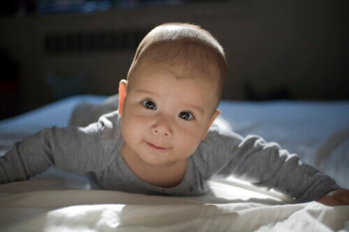 A quel moment mettre bébé sur le ventre? clés pour démarrer