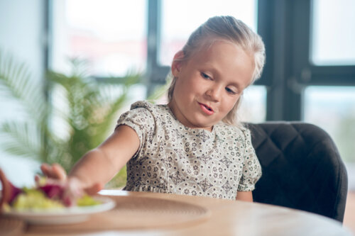 Enfants difficiles avec la nourriture: ce qu'il faut savoir