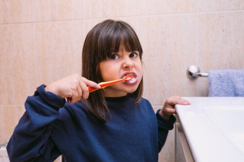 Comment amener les enfants à se brosser les dents tous les jours