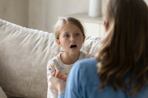 On ne comprend pas mon enfant quand il parle : pourquoi ?