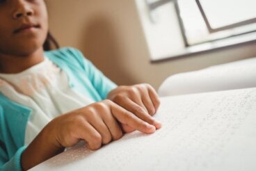 Adaptation du matériel pour les enfants déficients visuels