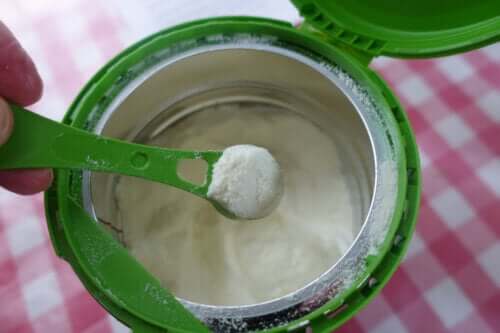 Les laits maternisés contiennent-ils tous les nutriments pour nos enfants ?