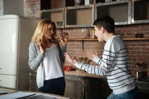 Violence entre enfants et parents : quelles sont les causes?