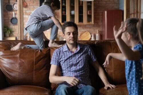 5 raisons pour lesquelles les enfants se conduisent mal