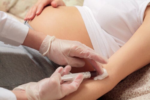Qu'est-ce que le test prénatal non invasif et que détecte-t-il ?
