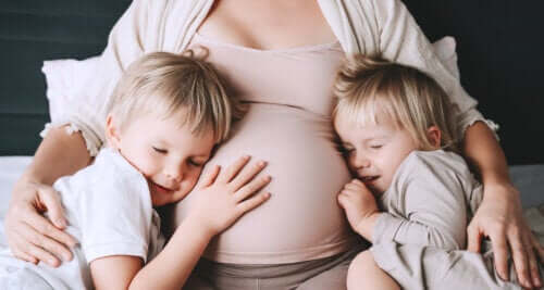 Les mouvements du bébé dans les dernières semaines de grossesse