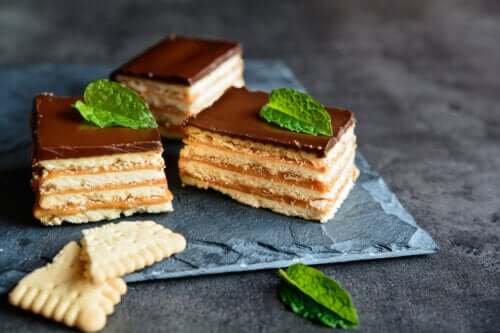 Recettes du gâteau au chocolat et aux biscuits