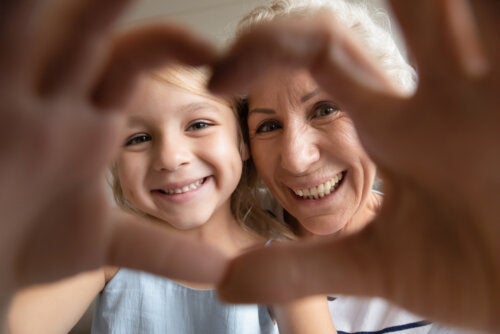 La GRANDE importance de la grand-mère paternelle pour nos enfants