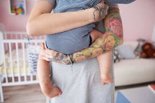 Allaitement et tatouages : tout ce que vous devez savoir