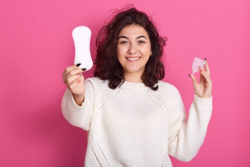 Qu'est-ce qui est mieux : coupe menstruelle, tampon ou serviette hygiénique ?