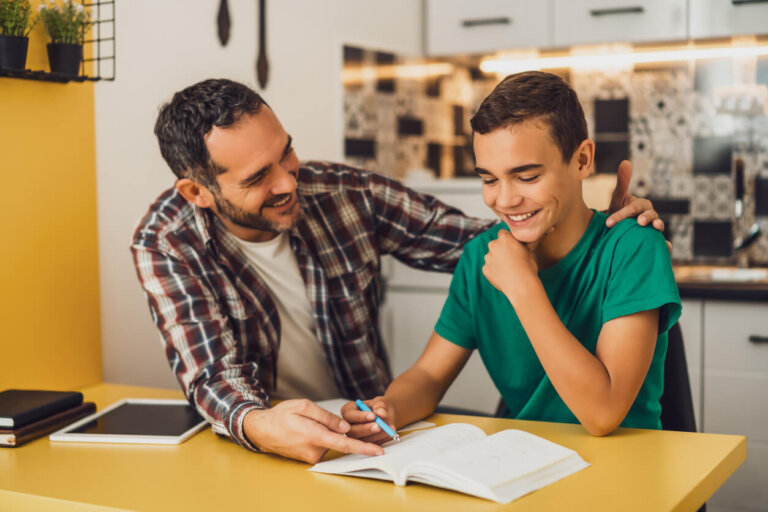 Comment aider vos enfants à obtenir de meilleures notes à l'école?