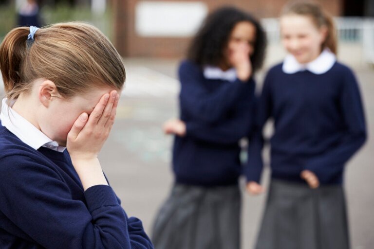 Mon enfant est victime de harcèlement: dois-je changer d'école?