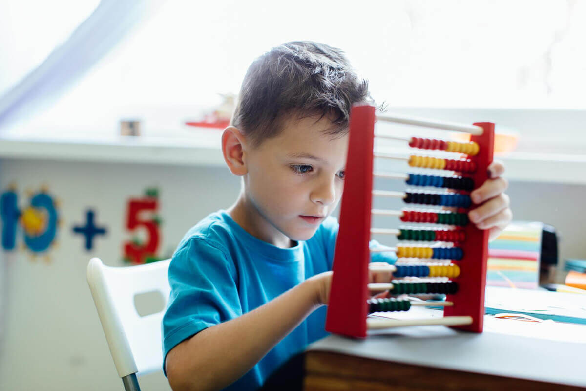 Exercices pour aider les enfants à ajouter