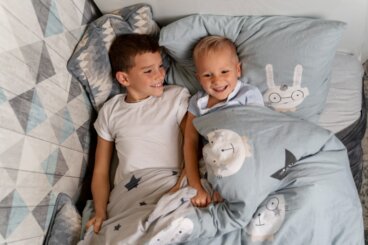 Comment choisir le pyjama adapté à votre enfant et prendre soin de son sommeil ?